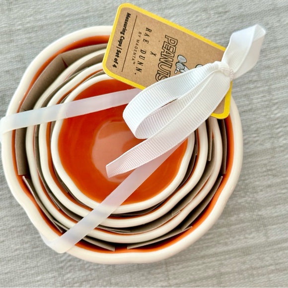 Rae Dunn Peanuts Snoopy Thanksgiving Pilgrim Measuring Cups 4 Designs NEW! - Picture 5 of 13